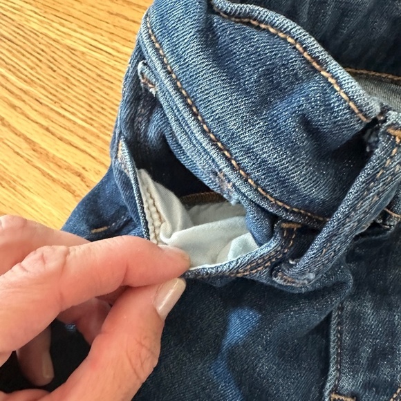 Old Navy  High-Waisted Rockstar 360° Stretch Jeggings for Girls (Size 6) - Picture 5 of 10